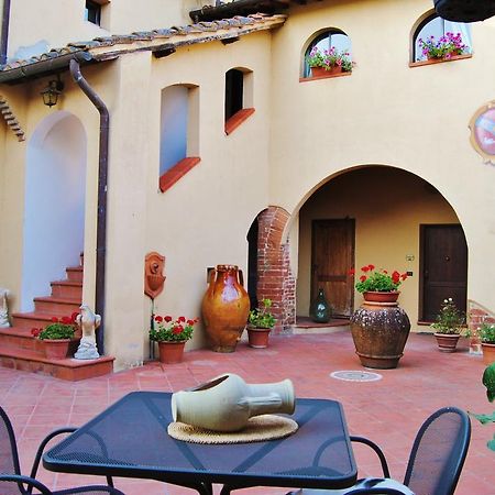 Il Colombaio, Siena -Appartamenti E Camere- Isola d'Arbia Exterior photo
