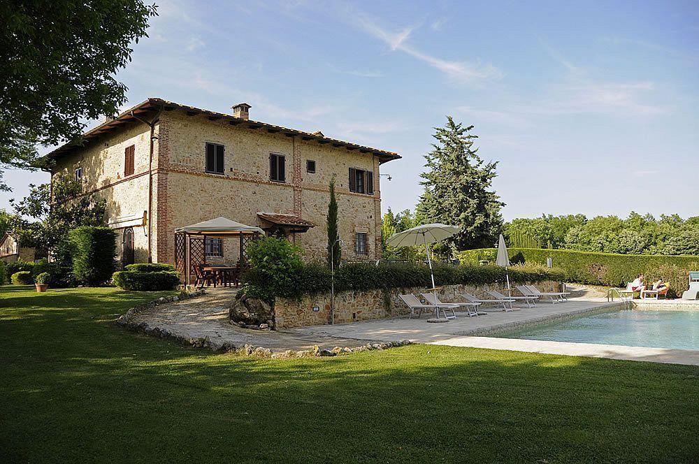 Il Colombaio, Siena -Appartamenti E Camere- Isola d'Arbia Exterior photo